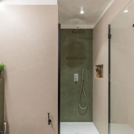 Apartment Iflat Luxe Experience